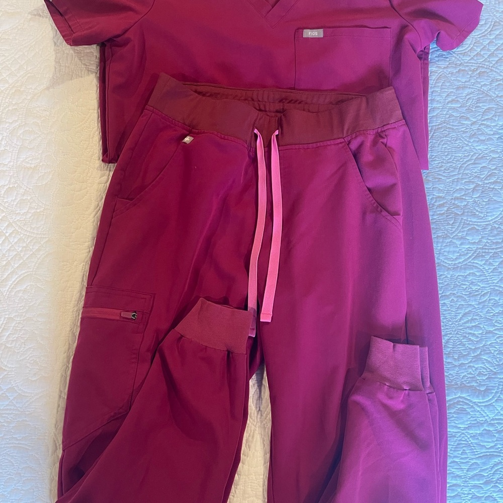 Figs Raspberry Sorbet Zamora Joggers and Catarina Top